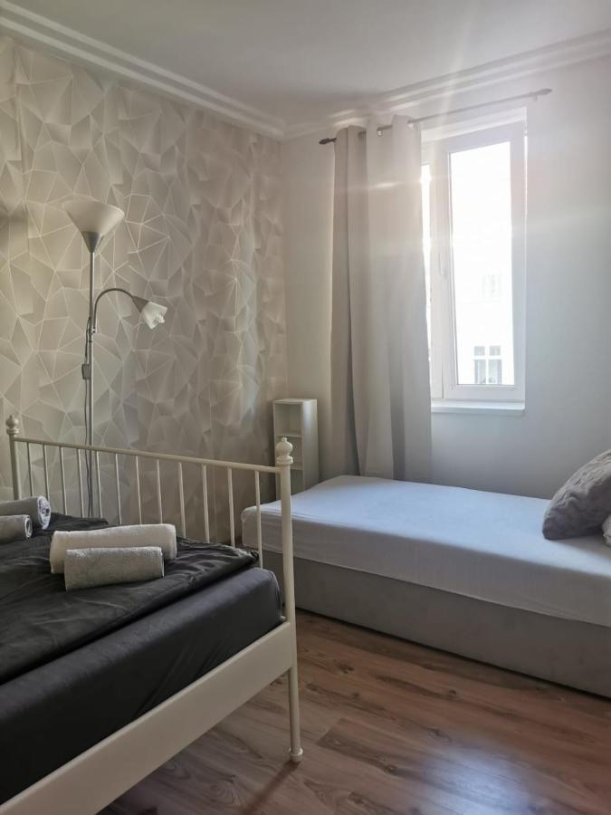 Beautiful, Spacious And Cheap Apartment Wien Ngoại thất bức ảnh